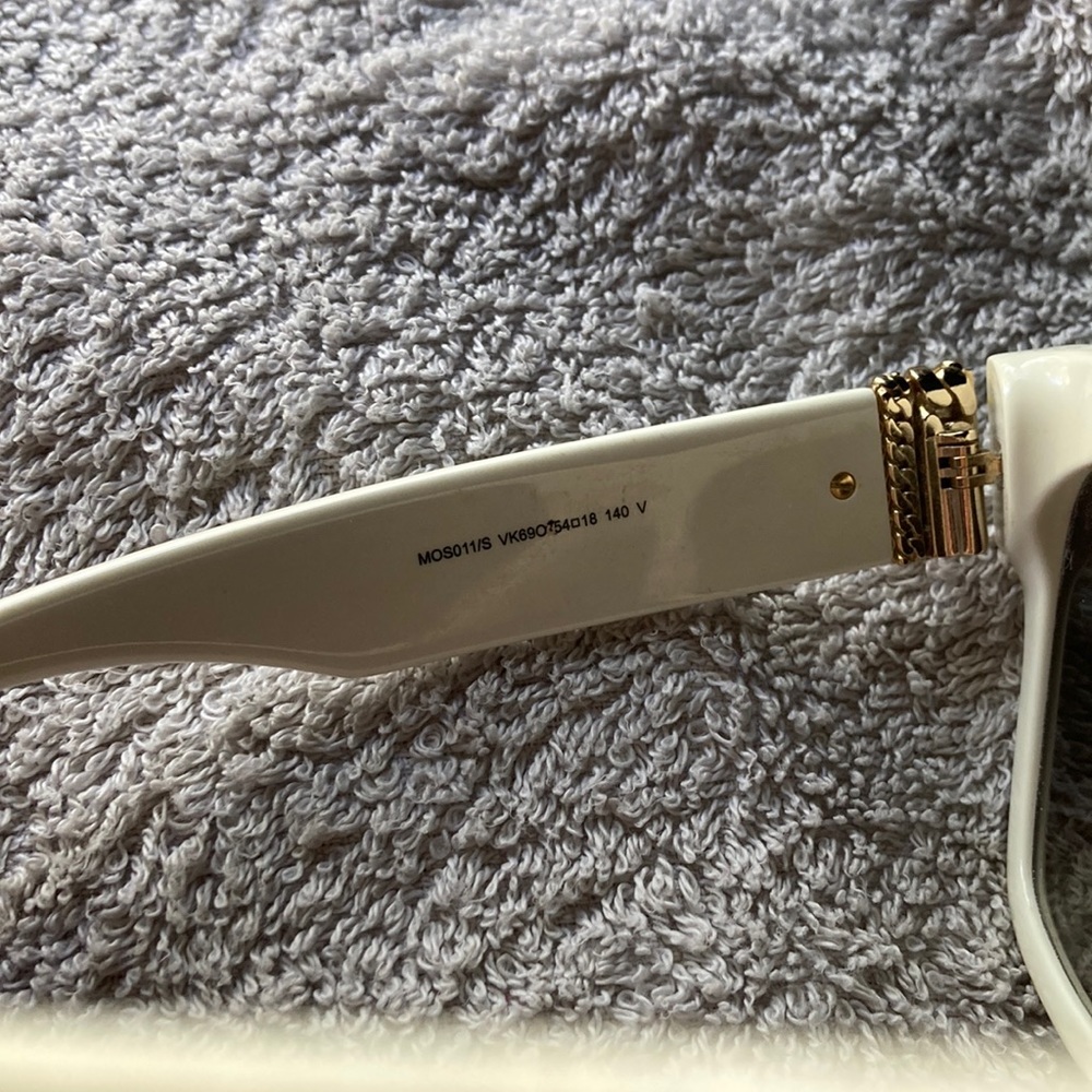Pre used white cat eye official Moschino sunglasses